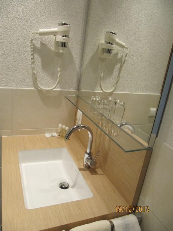 Gasthaus-Krone-Post Simonswald Rom bilde